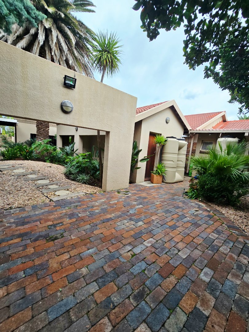 3 Bedroom Property for Sale in La Hoff North West